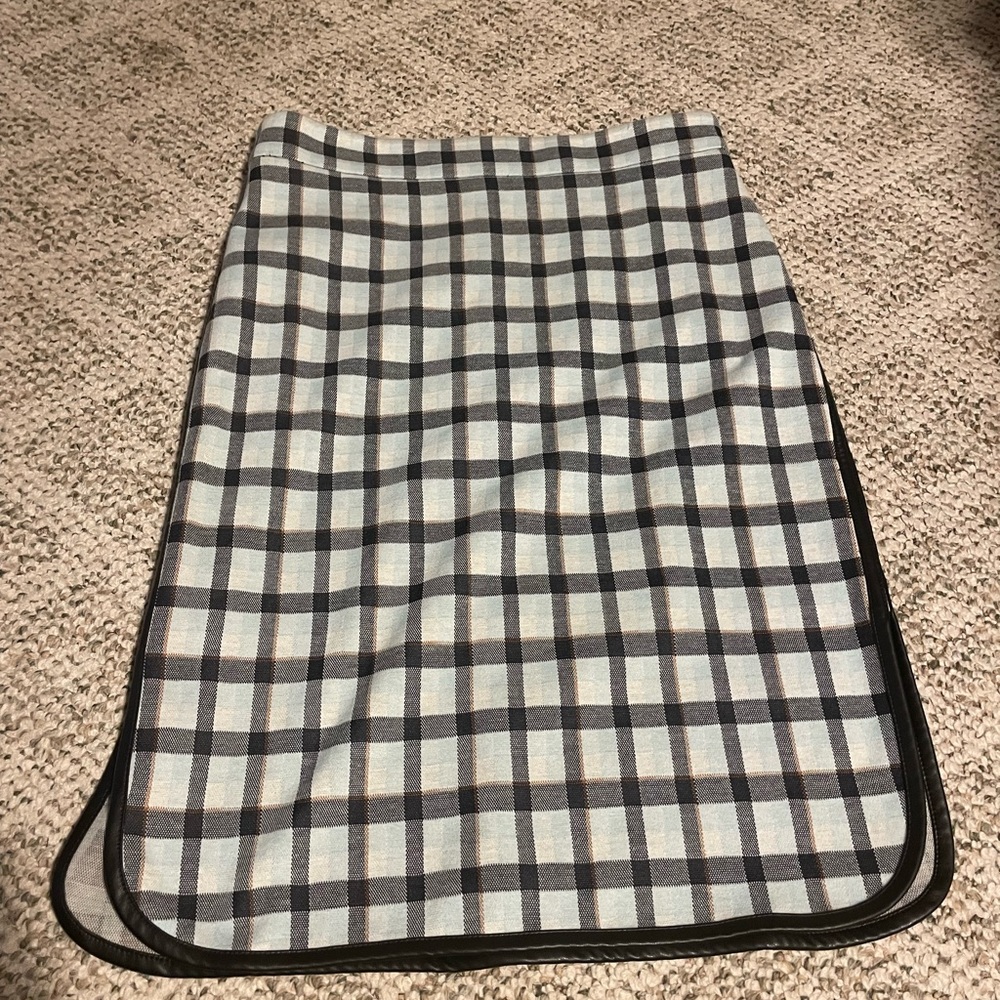 Ann Taylor plaid skirt size 4